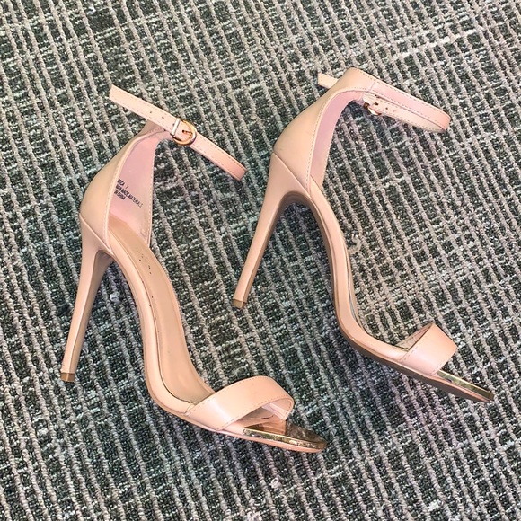 Charlotte Russe Shoes - Nude heels